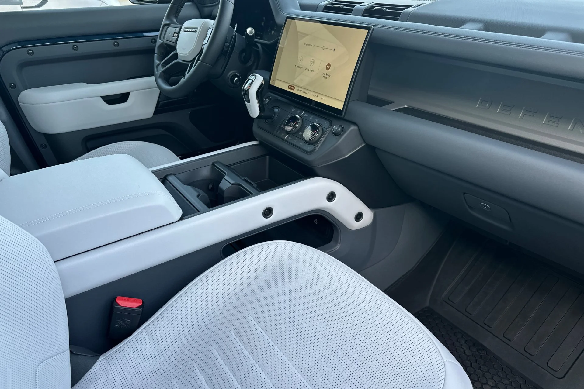 New 2026 SARGASSO BLUE Land Rover 110 P635 OCTA image 18
