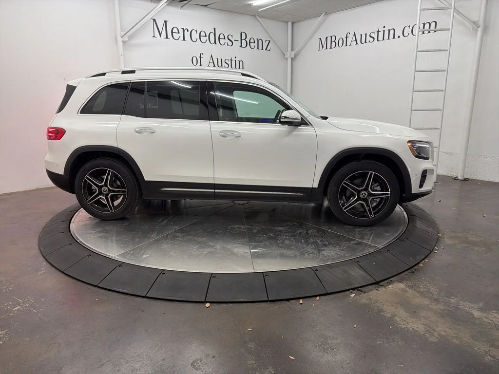 Used 2026 White Mercedes-Benz GLB 250 image 8