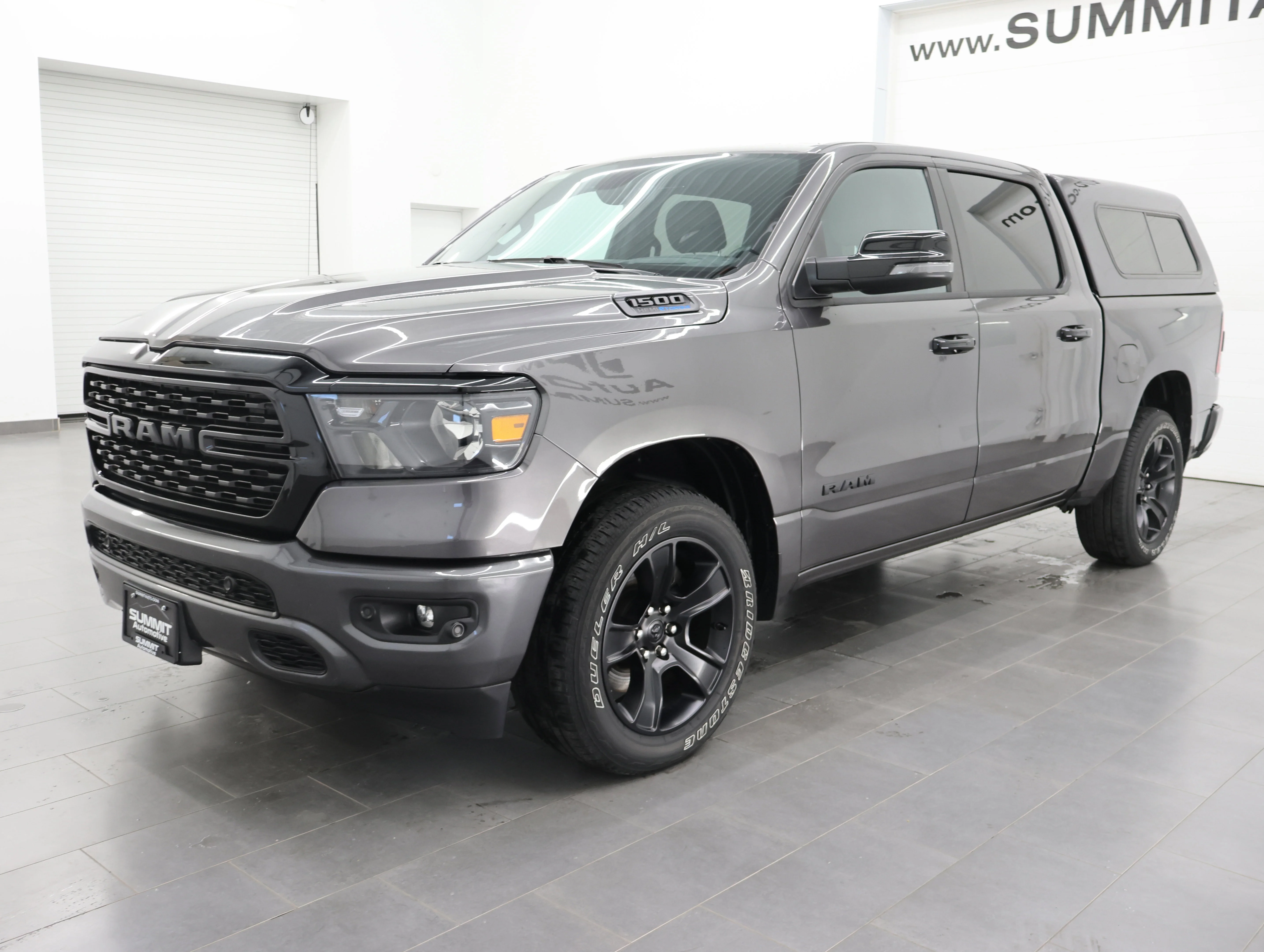 Used 2024 Granite Crystal Metallic Clearcoat Ram Big Horn/Lone Star image 6