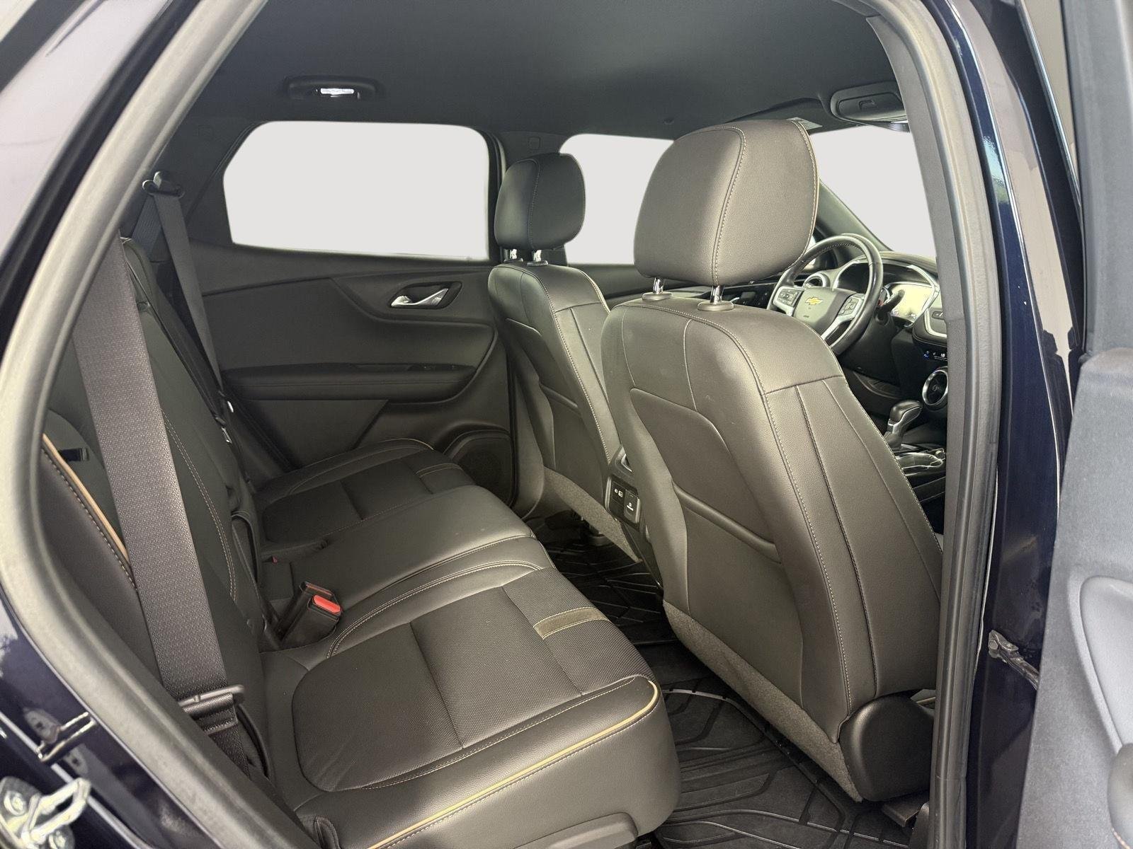 Used 2020 Midnight Blue Metallic Chevrolet Premier image 15