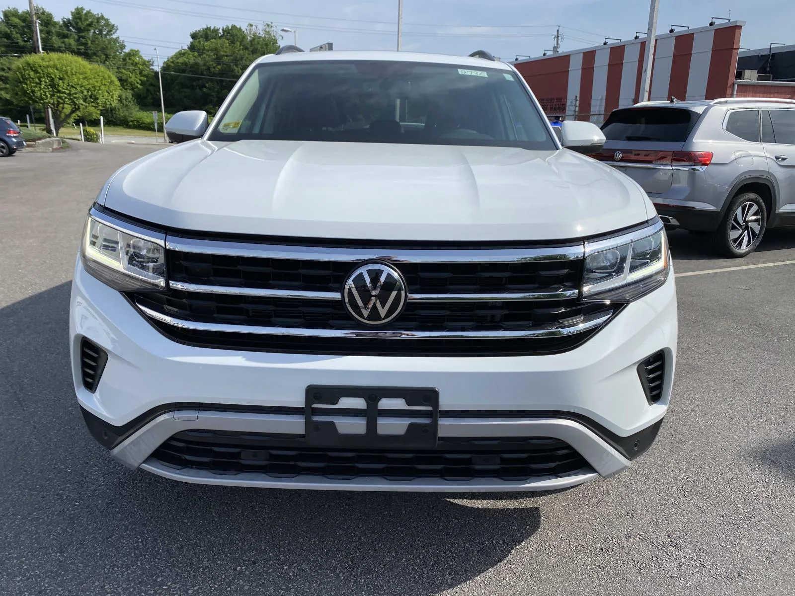 Certified Used 2023 Pure White Volkswagen 3.6L V6 SE w/Technology 4MOTION image 12