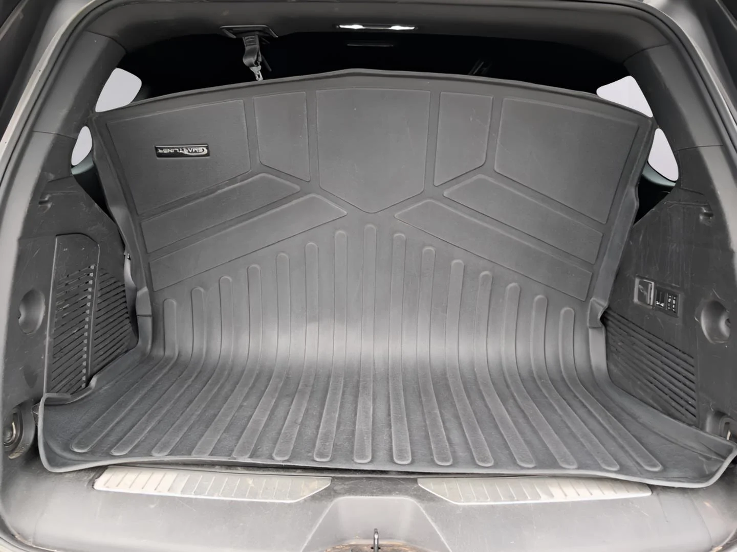 Used 2023 Black Chevrolet RST image 9
