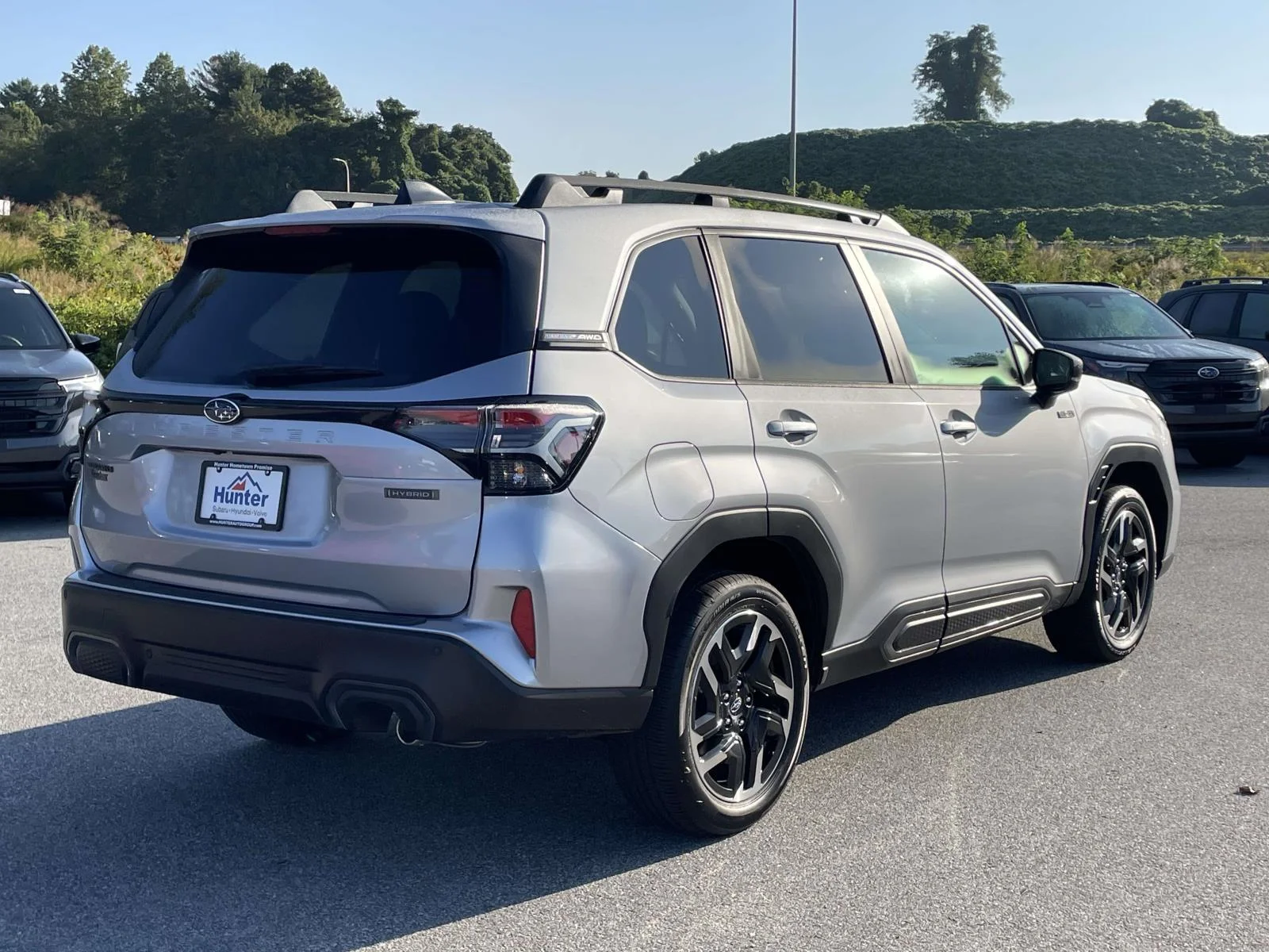 Used 2025 Ice Silver Metallic Subaru Limited Hybrid image 27