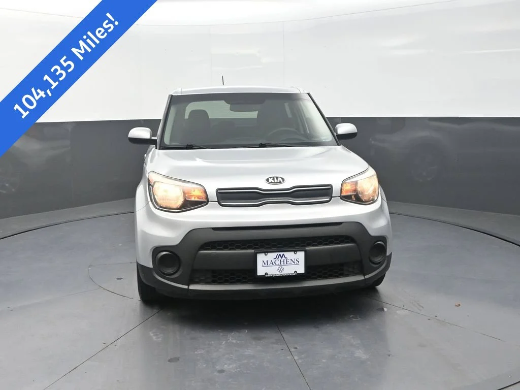 Used 2017 Kia Soul Base with VIN KNDJN2A20H7484109 for sale in Columbia, MO