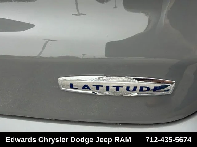 Used 2023 Gray Jeep Latitude image 13