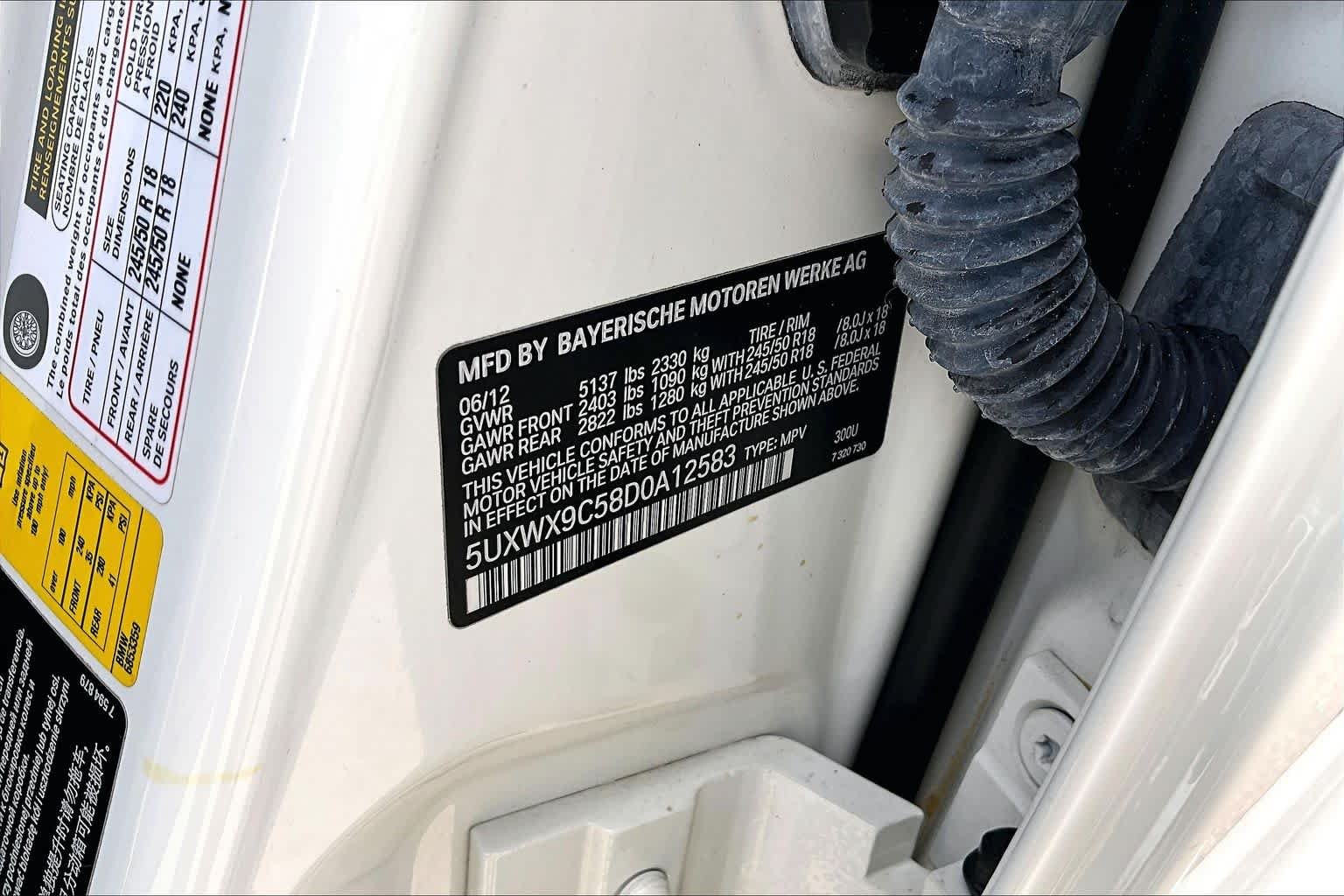 Used 2013 Alpine White BMW xDrive28i image 32