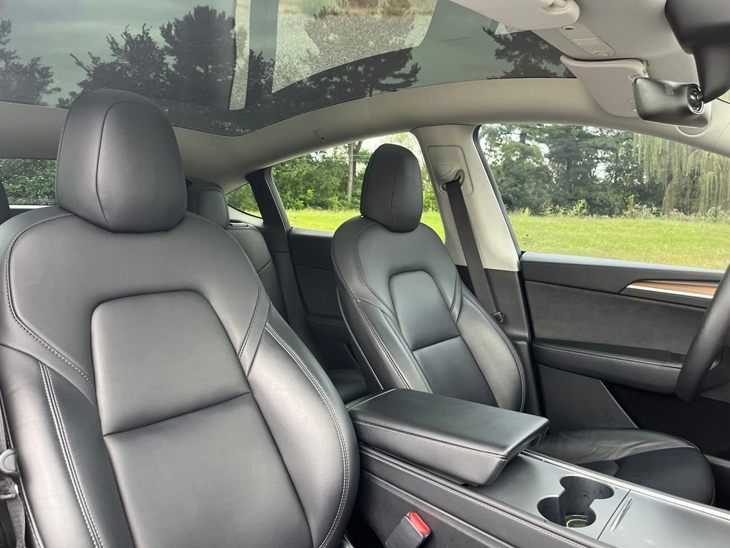 Used 2022 Black Tesla Performance image 26