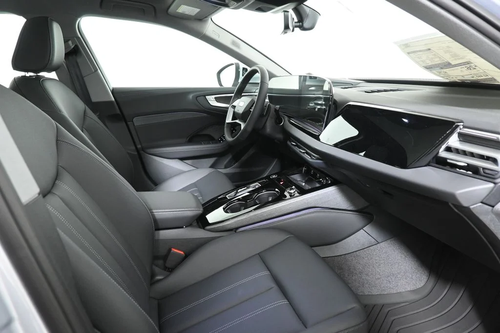 Used 2025 Silver Audi 2.0T Premium Plus image 20