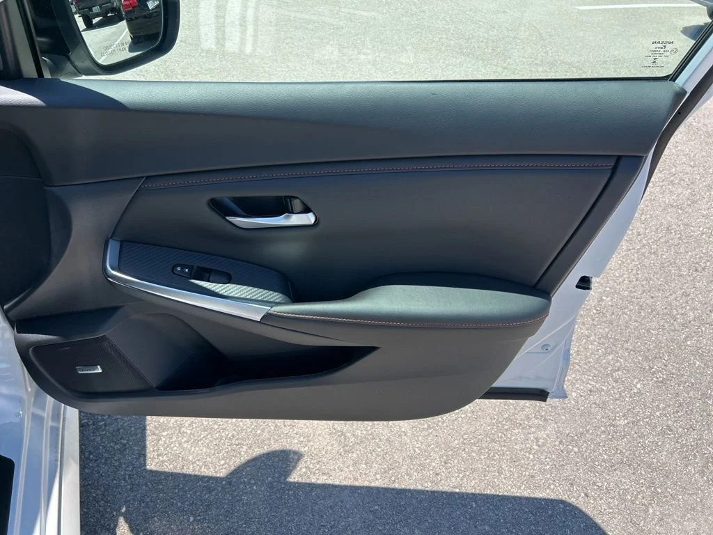 2025 Nissan Sentra SR - Photo 42