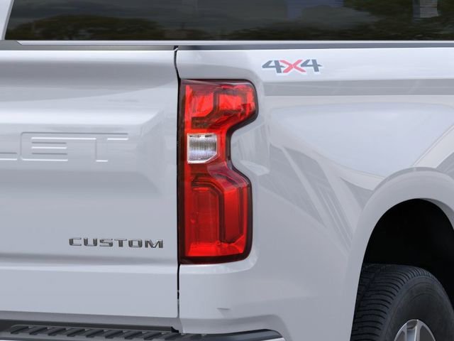 New 2026 Summit White Chevrolet Custom image 11