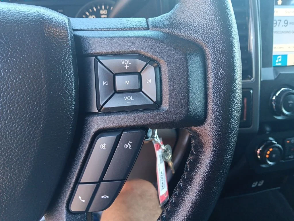 Used 2019 Stone Gray Metallic Ford XLT image 18