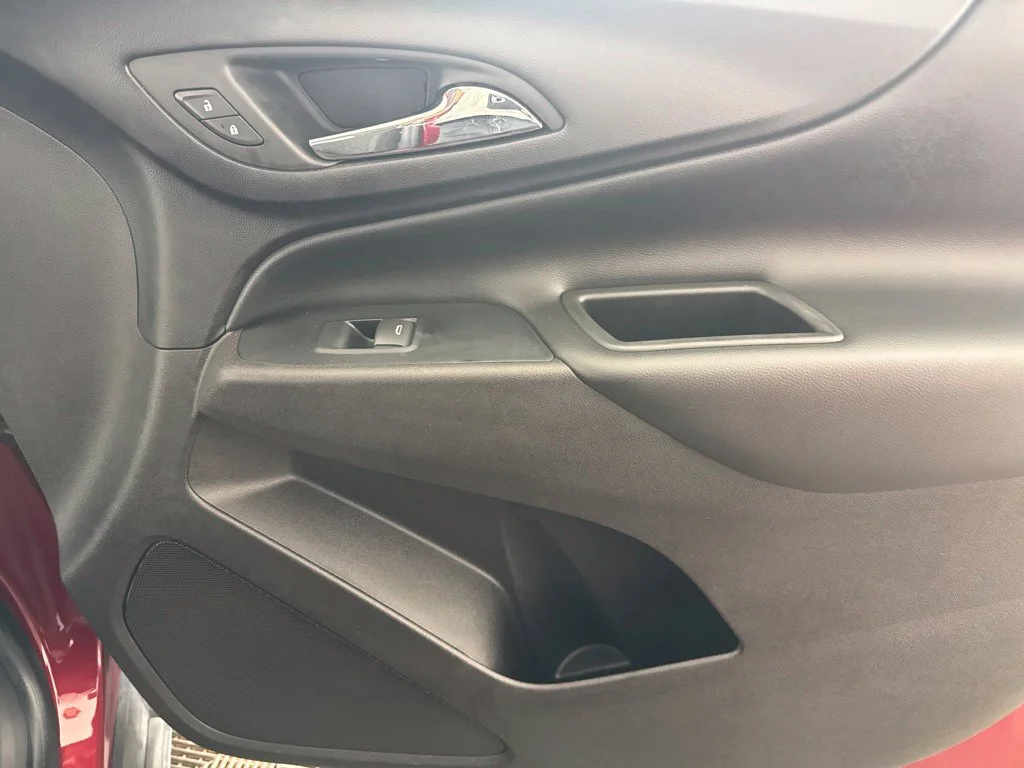 Used 2018 Red Chevrolet LT image 21