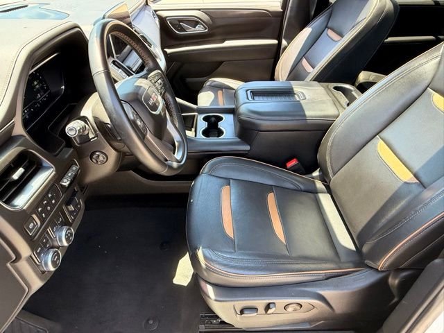 Used 2024 White GMC AT4 image 11