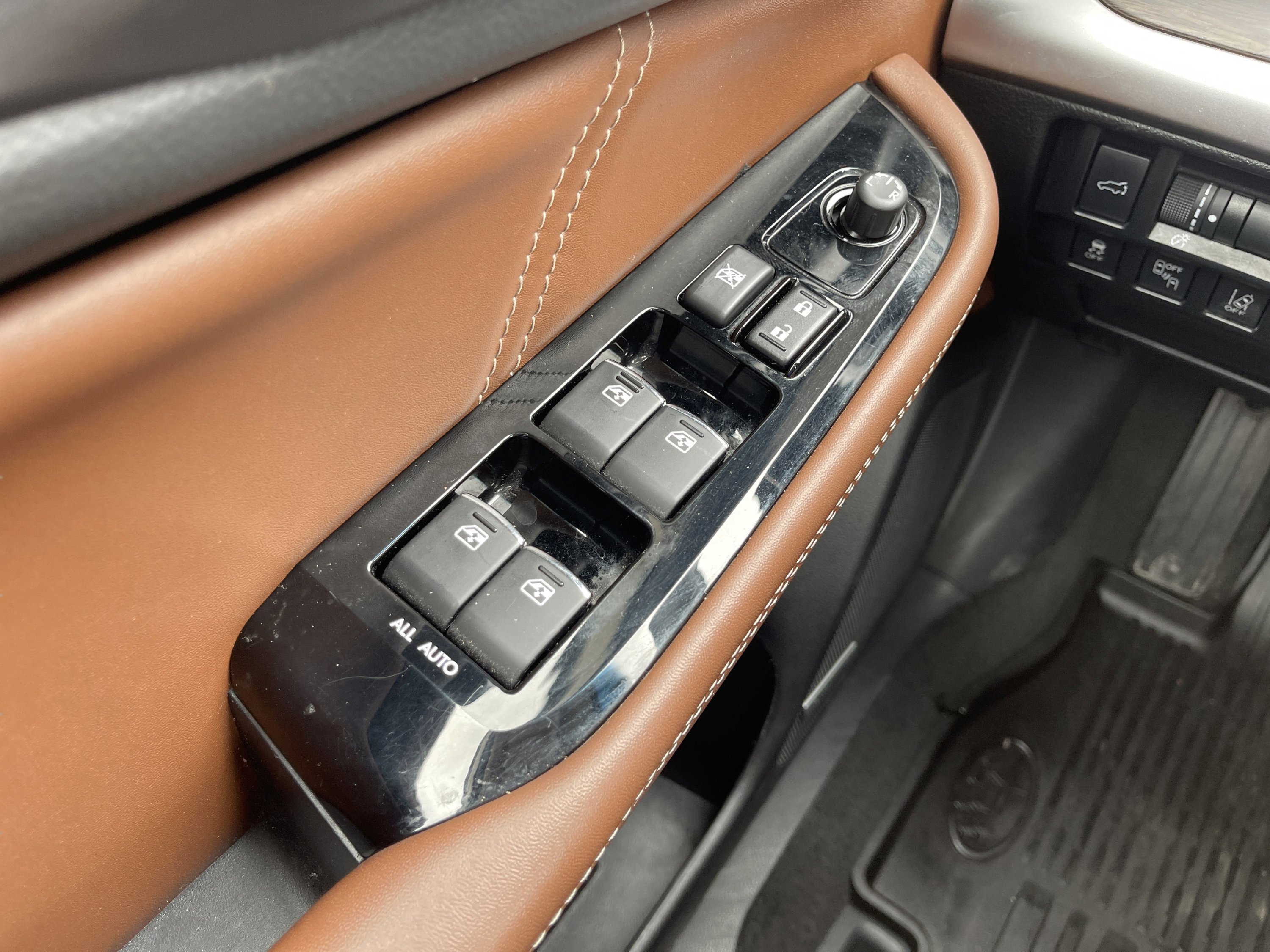 2019 Subaru Outback Touring - Photo 19