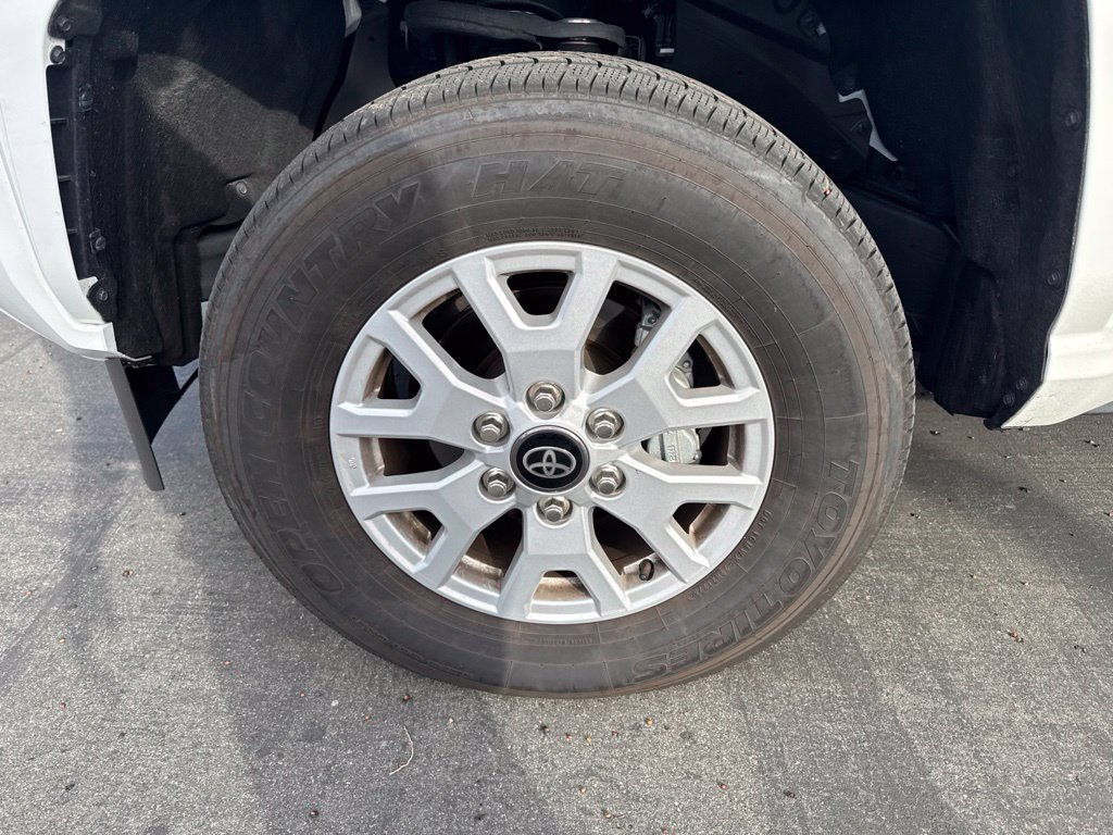 Used 2025 Ice Toyota SR5 image 5