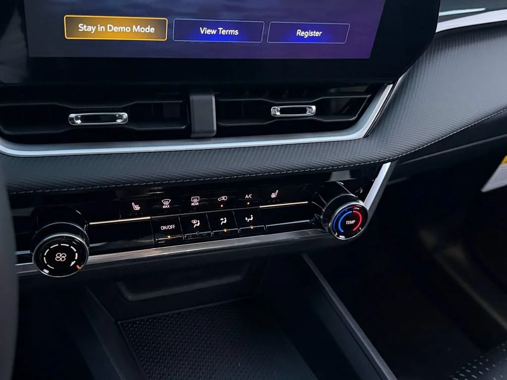 New 2027 Mosaic Black Metallic Chevrolet LT image 16