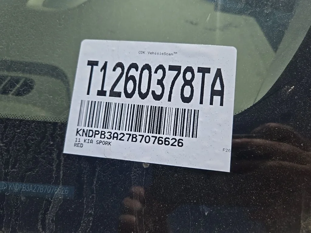 Used 2011 Red Kia LX image 12