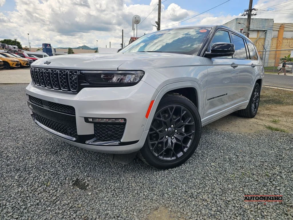 2024 Jeep Grand Cherokee L Summit Reserve 4x4's photo