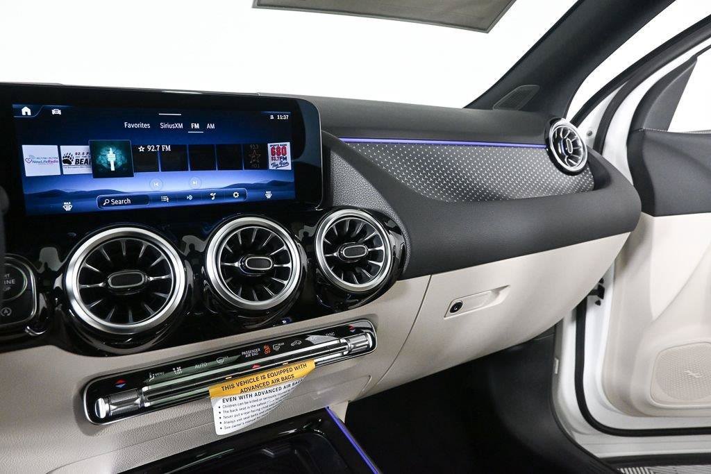 New 2026 Polar White Mercedes-Benz GLA 250 image 53