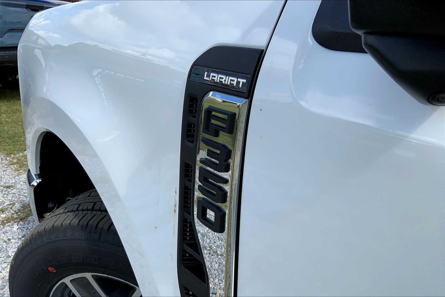 2026 Ford F-350 Super Duty Lariat - Photo 15