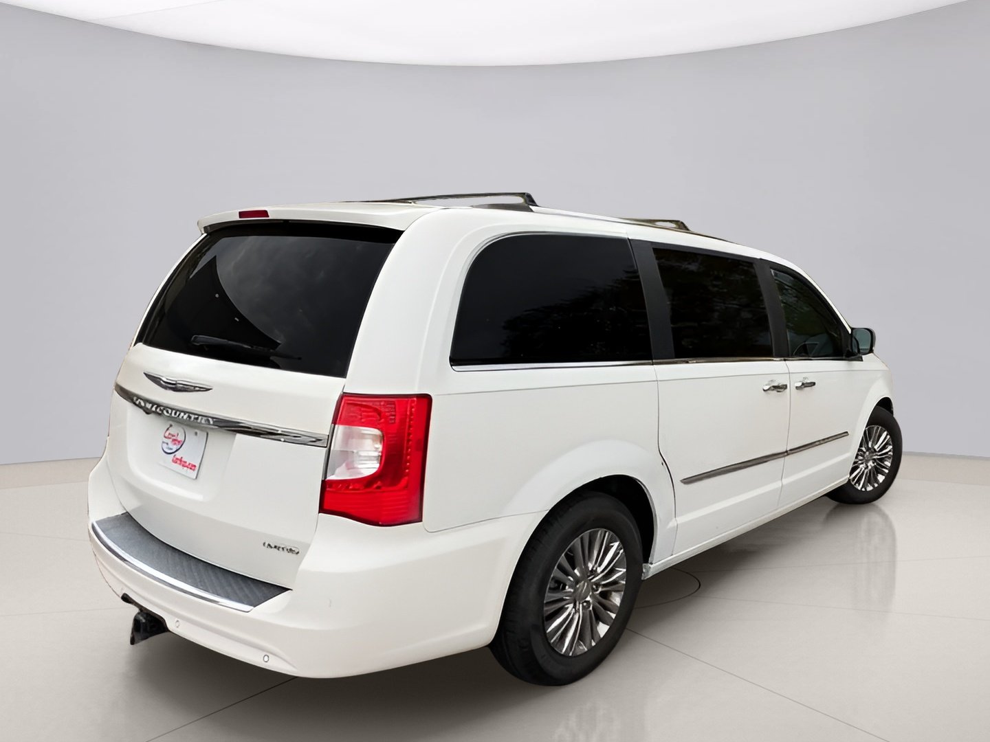 2011 Chrysler Town & Country Limited - Photo 8