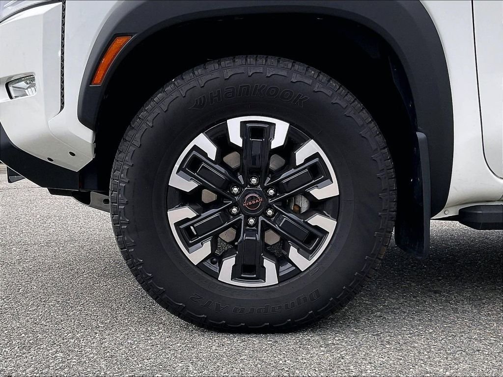 Used 2024 White Nissan PRO-4X image 7