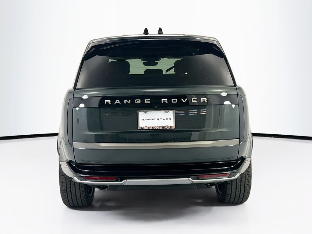 New 2026 Belgravia Green Land Rover SE image 6