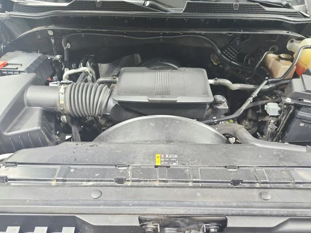 Used 2022 Black Chevrolet LT image 17