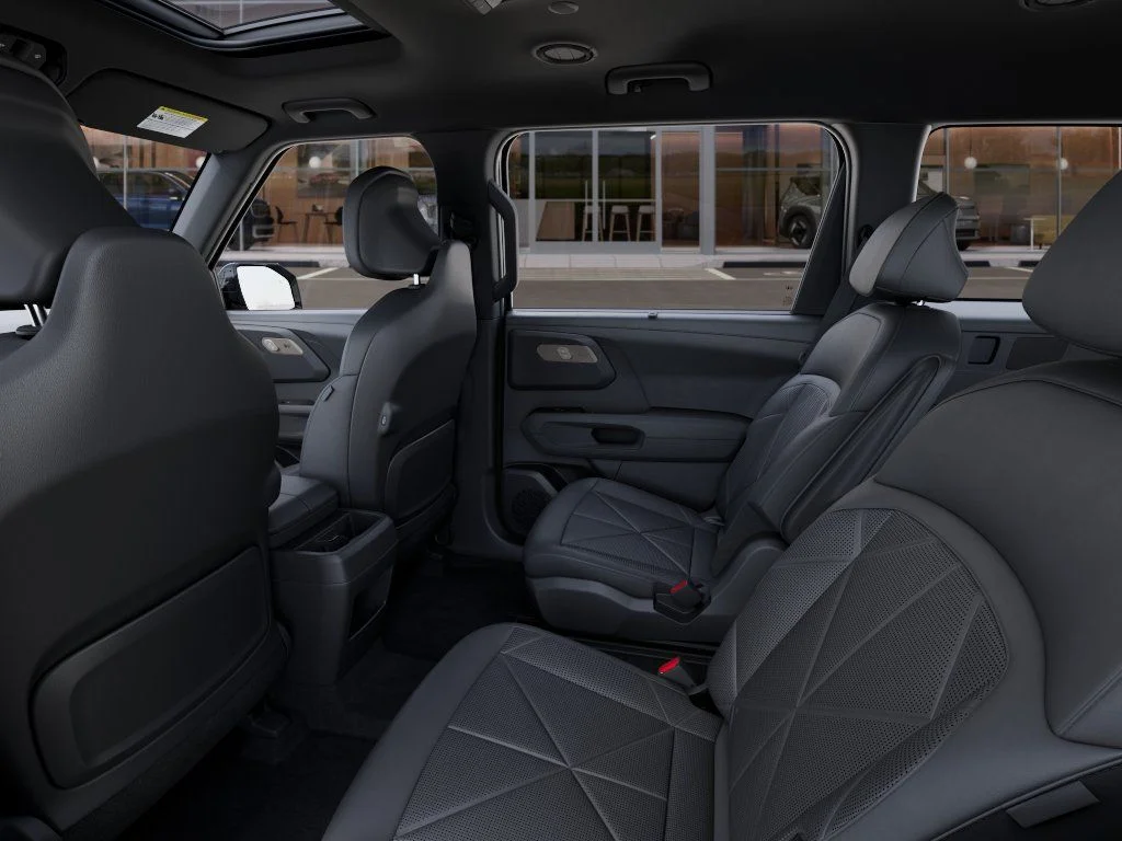New 2027 Black Kia EX image 18