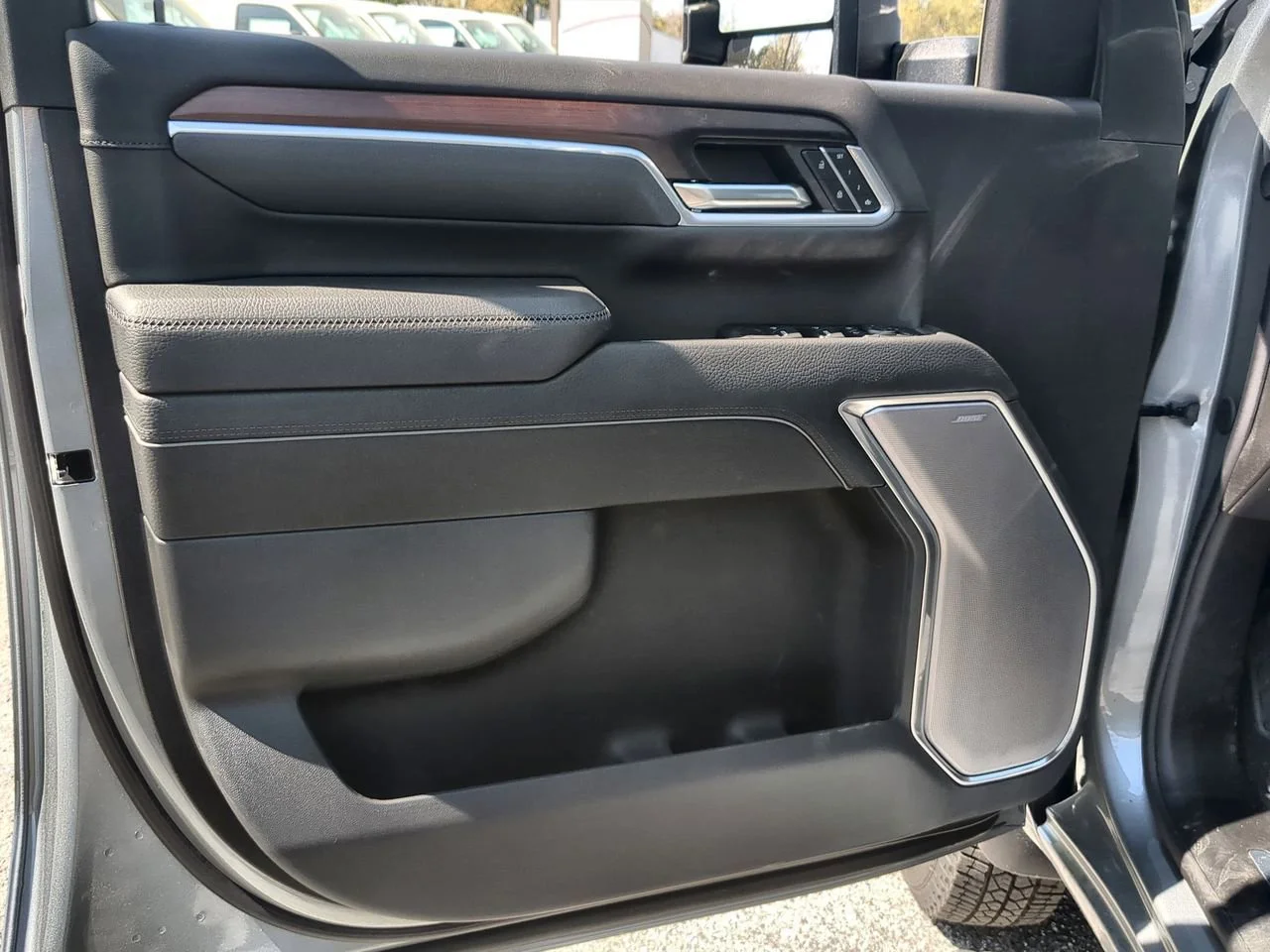 New 2026 Sterling Metallic GMC Denali DRW image 23