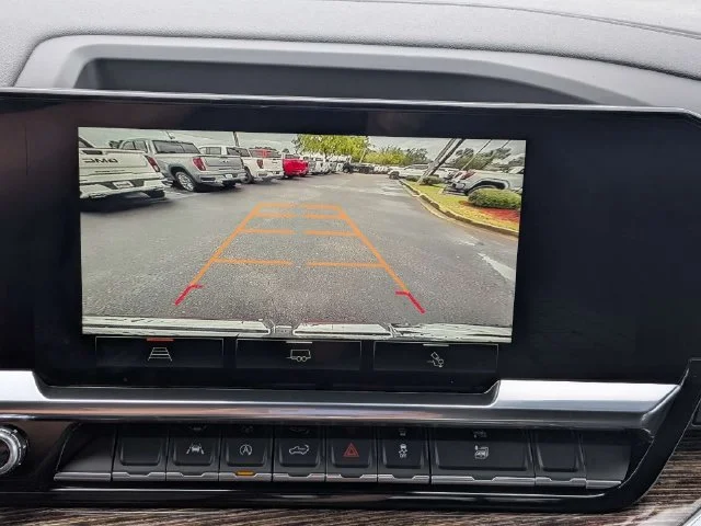 New 2026 Sterling Metallic GMC Elevation image 21