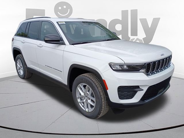 New 2026 Bright White Clearcoat Jeep Laredo X image 3