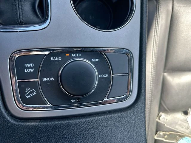 Used 2020 Blue Jeep Limited image 54