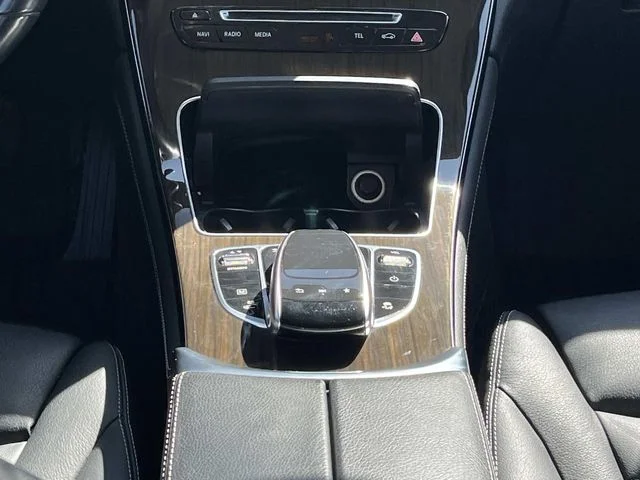 Used 2019 Black Mercedes-Benz GLC 350e image 17