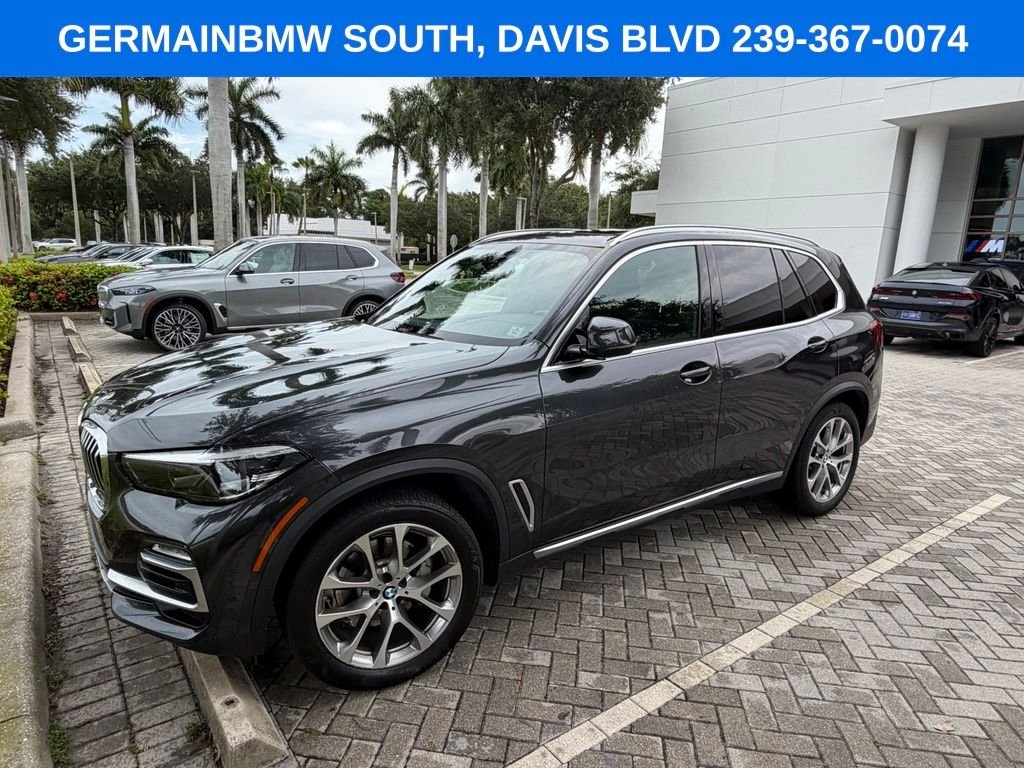Used 2020 Dark Graphite BMW xDrive40i image 1