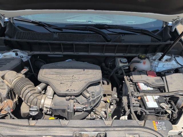 Used 2017 White GMC Denali image 23