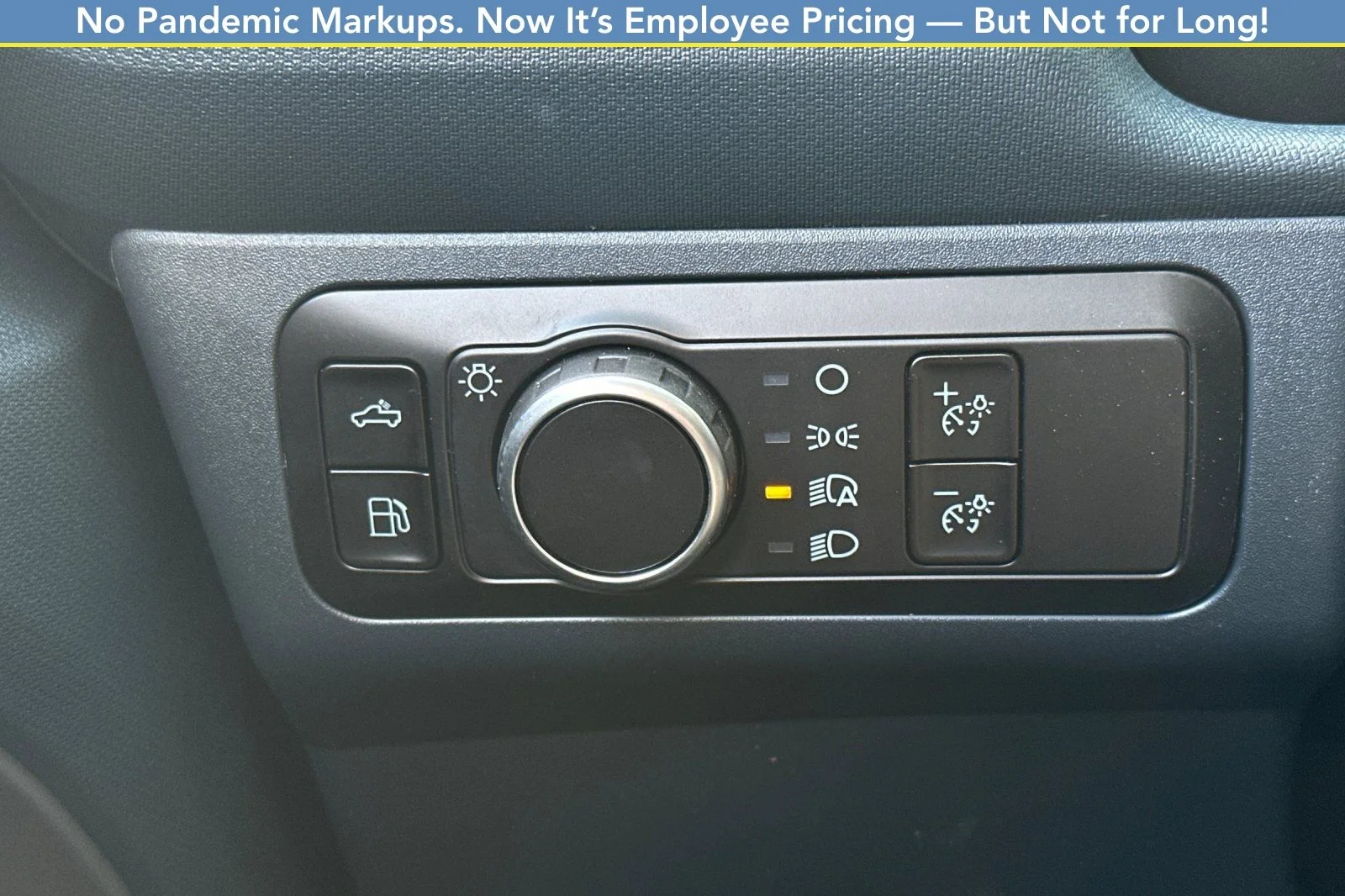 2025 Ford Maverick XL - Photo 27