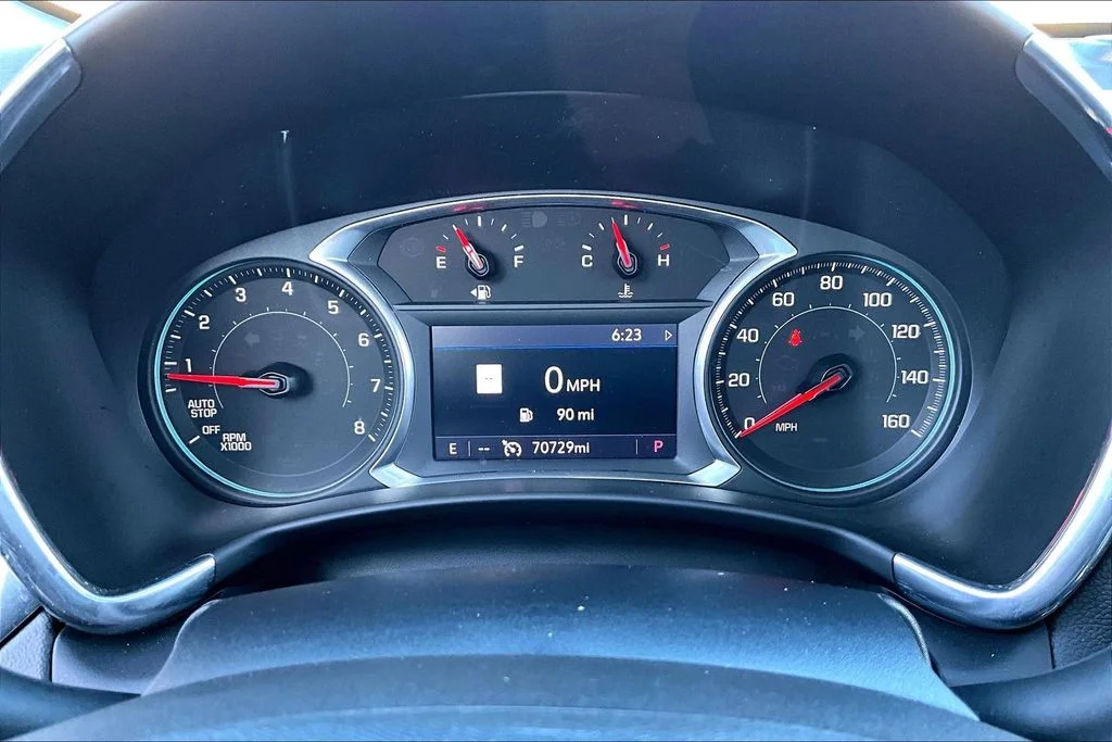 Used 2019 Gray Chevrolet LT image 13