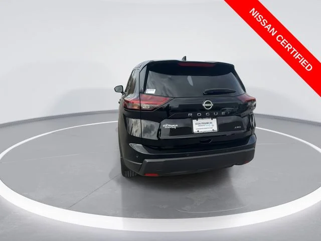 Used 2025 Black Nissan S image 7