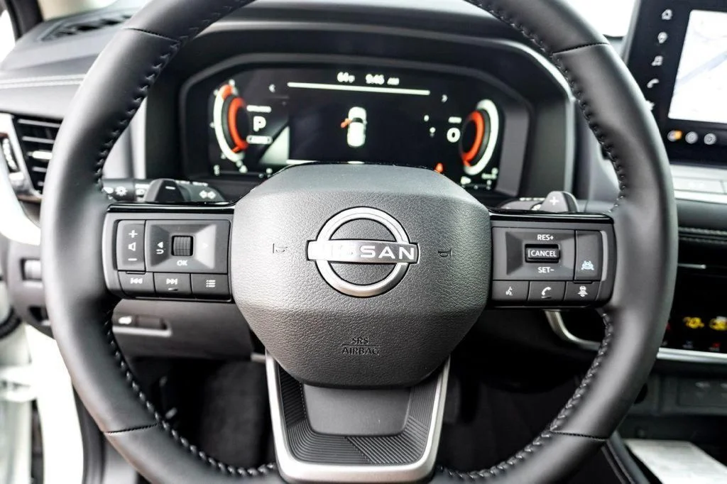 New 2026 White Nissan Platinum image 12