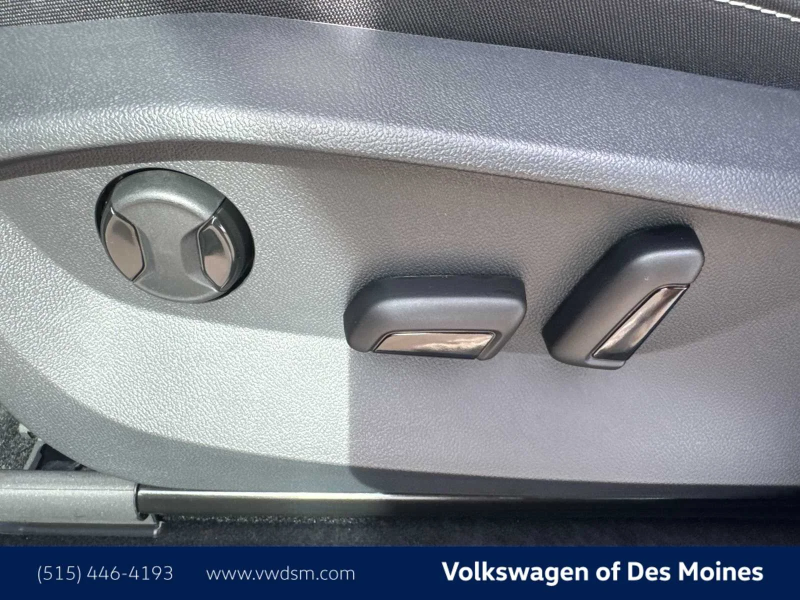 New 2026 Monument Gray Volkswagen SE image 24