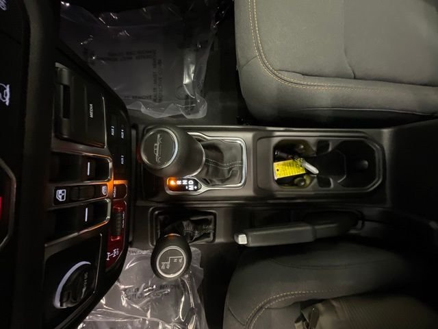 2026 Jeep Gladiator Willys - Photo 21
