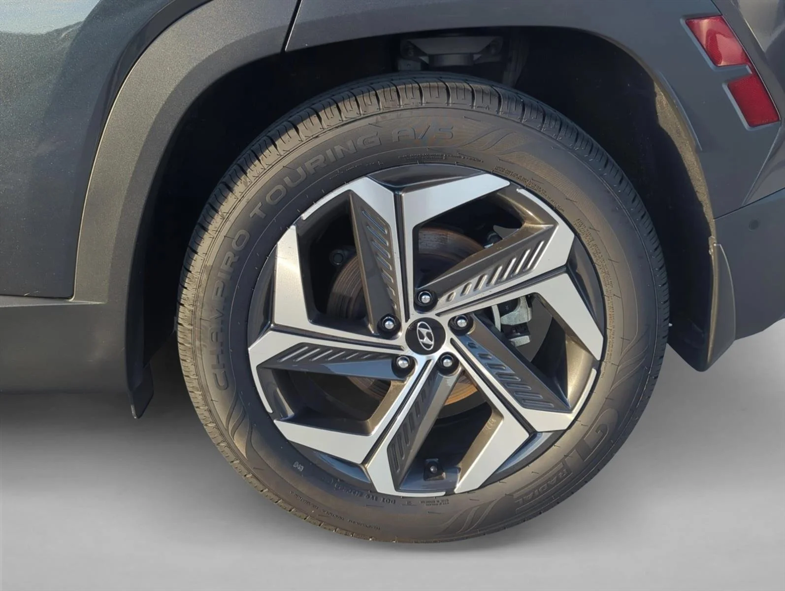 Used 2024 Dark Gray Metallic Hyundai Limited image 6
