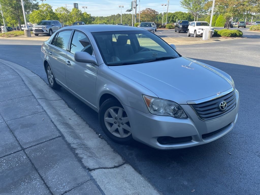 Used 2009 Silver Toyota XL image 2