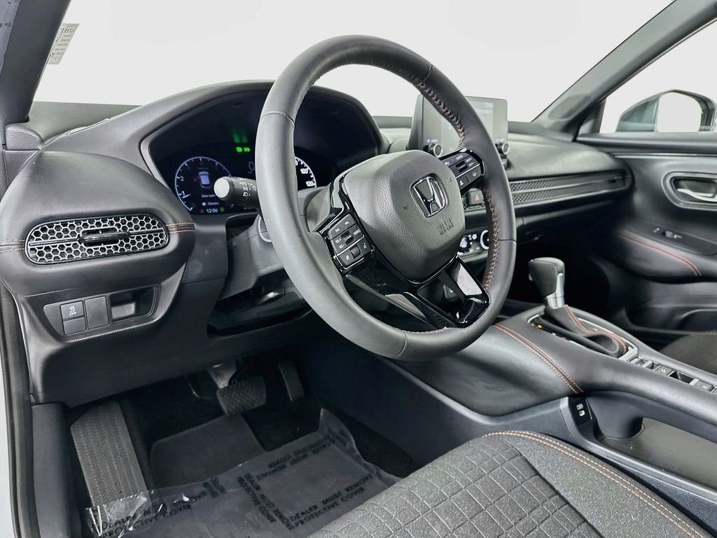 Used 2025 Platinum White Pearl Honda Sport image 10