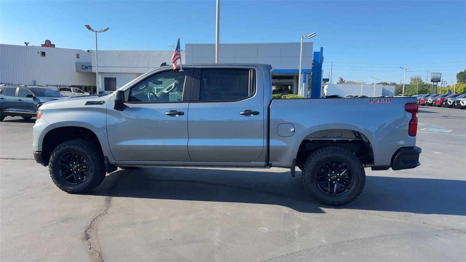 2026 Chevrolet Silverado 1500 Custom Trail Boss - Photo 8