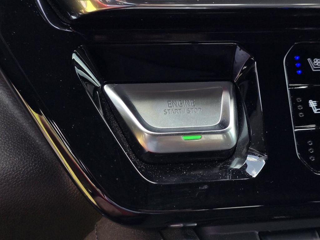 Used 2024 White Frost Tri-Coat GMC Denali image 17