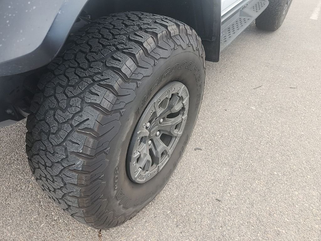 Used 2022 White Ford Raptor image 8