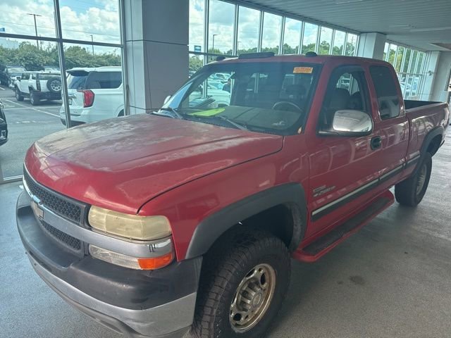 2001 Chevrolet Silverado 1500 2500HD Extended Cab SWB LS's photo