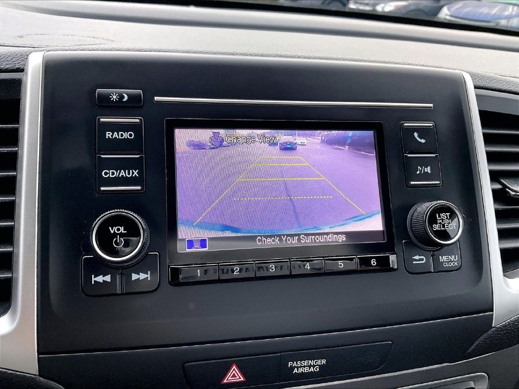 Used 2018 White Diamond Pearl Honda RTL image 19
